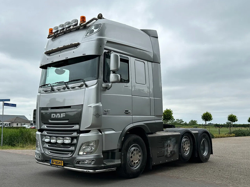 DAF XF 510 FULL OPTIONS SHOW TRUCK!! ONLY 277tKM!! - Камион влекач: слика 3 DAF XF 510 FULL OPTIONS SHOW TRUCK!! ONLY 277tKM!! - Камион влекач: слика 3
