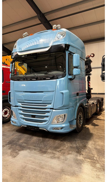 DAF XF 530 FTN CRANE/GRUE/KRAN FASSI 54 TM!! - Камион влекач: слика 1 DAF XF 530 FTN CRANE/GRUE/KRAN FASSI 54 TM!! - Камион влекач: слика 1