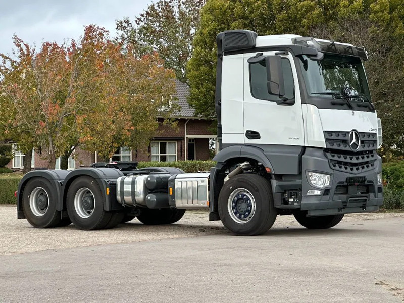 Mercedes-Benz Arocs 3351 6x4 LS!! TRK 180ton!!UNUSED!!TURBO RETARDER!!BELGIUM TRUCK!! - Камион влекач: слика 3 Mercedes-Benz Arocs 3351 6x4 LS!! TRK 180ton!!UNUSED!!TURBO RETARDER!!BELGIUM TRUCK!! - Камион влекач: слика 3