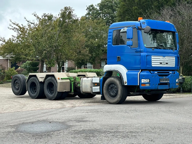 MAN TGA 35.480 8x4!!TRIPLE CHASSIS!! - Камион со кабинска шасија: слика 2 MAN TGA 35.480 8x4!!TRIPLE CHASSIS!! - Камион со кабинска шасија: слика 2