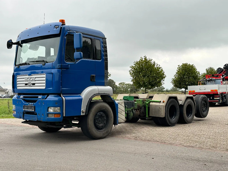 MAN TGA 35.480 8x4!!TRIPLE CHASSIS!! - Камион со кабинска шасија: слика 3 MAN TGA 35.480 8x4!!TRIPLE CHASSIS!! - Камион со кабинска шасија: слика 3