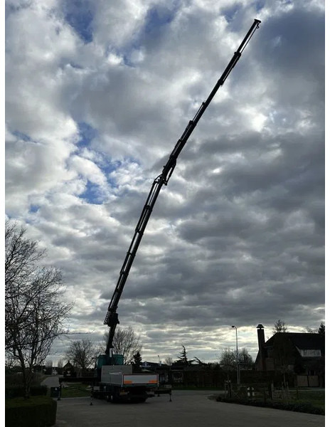 Камион со кран Mercedes-Benz Arocs 8x4 FASSI 82TM!!JIB/LIER/WINCH!!2022!!EURO6!!FULL OPTIONS!!SPECIAL!!lLIKE NEW: слика 7