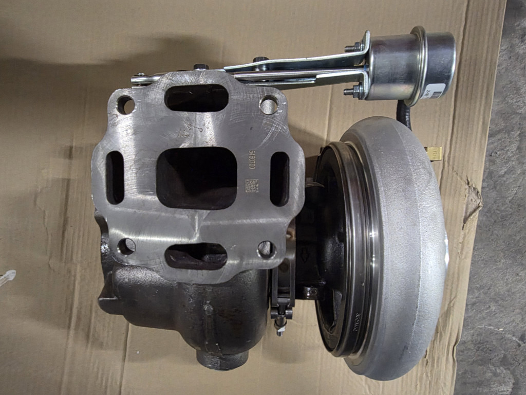 CNH 5802028924 - Турбо за Градежна машина: слика 3 CNH 5802028924 - Турбо за Градежна машина: слика 3