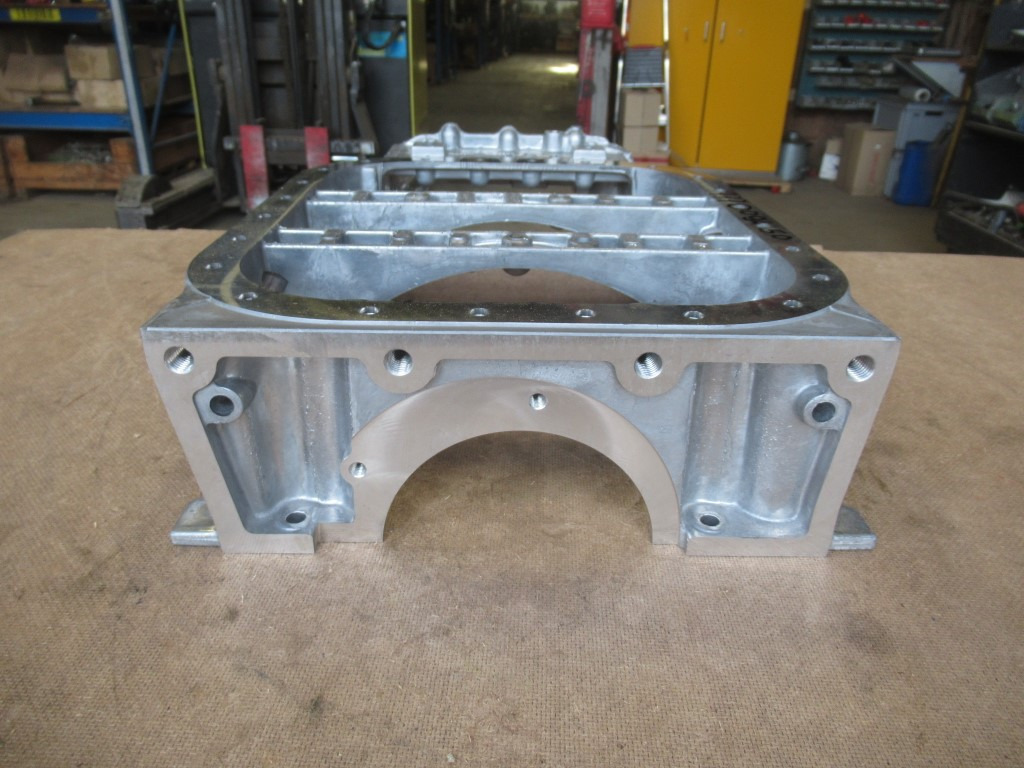 Case 47860430 - - Картер за масло за Градежна машина: слика 4 Case 47860430 - - Картер за масло за Градежна машина: слика 4