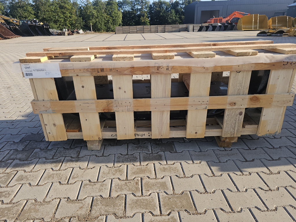 Case 47860691 - Противтежа за Градежна машина: слика 1 Case 47860691 - Противтежа за Градежна машина: слика 1