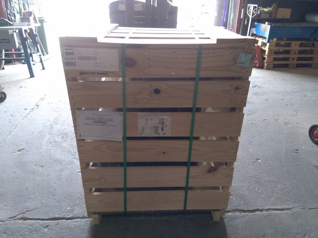 Case 48008259 - 47773204 - Хидрауличен резервоар за Градежна машина: слика 4 Case 48008259 - 47773204 - Хидрауличен резервоар за Градежна машина: слика 4