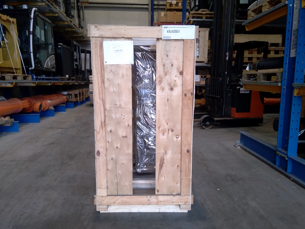 Case KRJ42051 - Хидрауличен резервоар за Градежна машина: слика 2 Case KRJ42051 - Хидрауличен резервоар за Градежна машина: слика 2