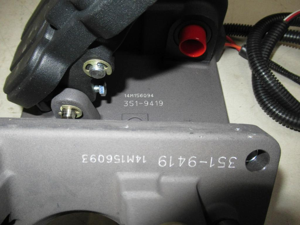 Нов Педала за Градежна машина Caterpillar 3519419: слика 7