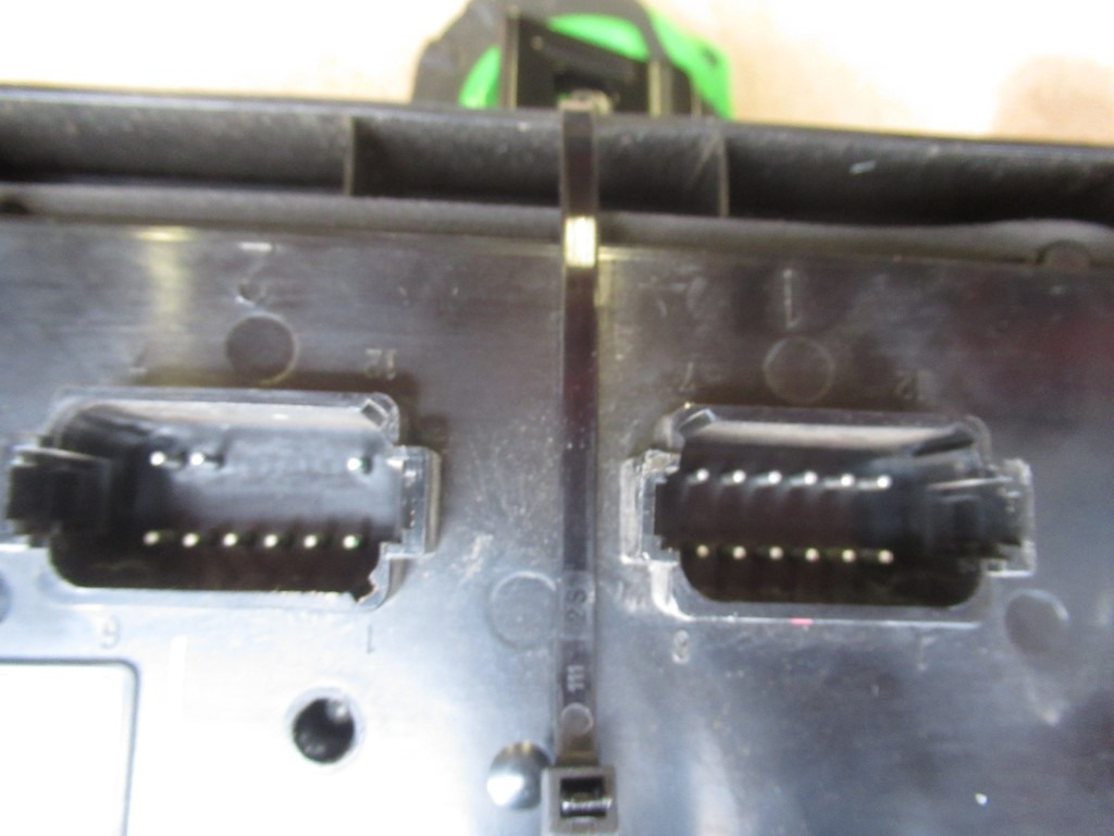 Caterpillar 3757305 - Контролна табла за Градежна машина: слика 3 Caterpillar 3757305 - Контролна табла за Градежна машина: слика 3