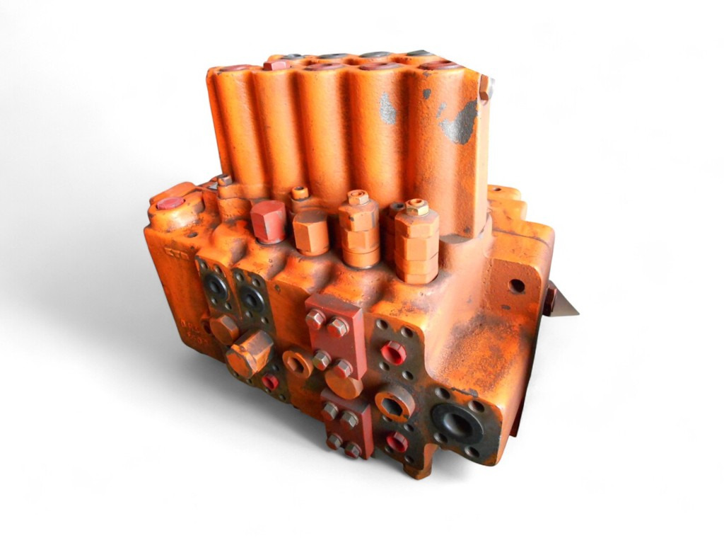 Hitachi 4221837 - 71401637 - Хидрауличен вентил за Градежна машина: слика 2 Hitachi 4221837 - 71401637 - Хидрауличен вентил за Градежна машина: слика 2