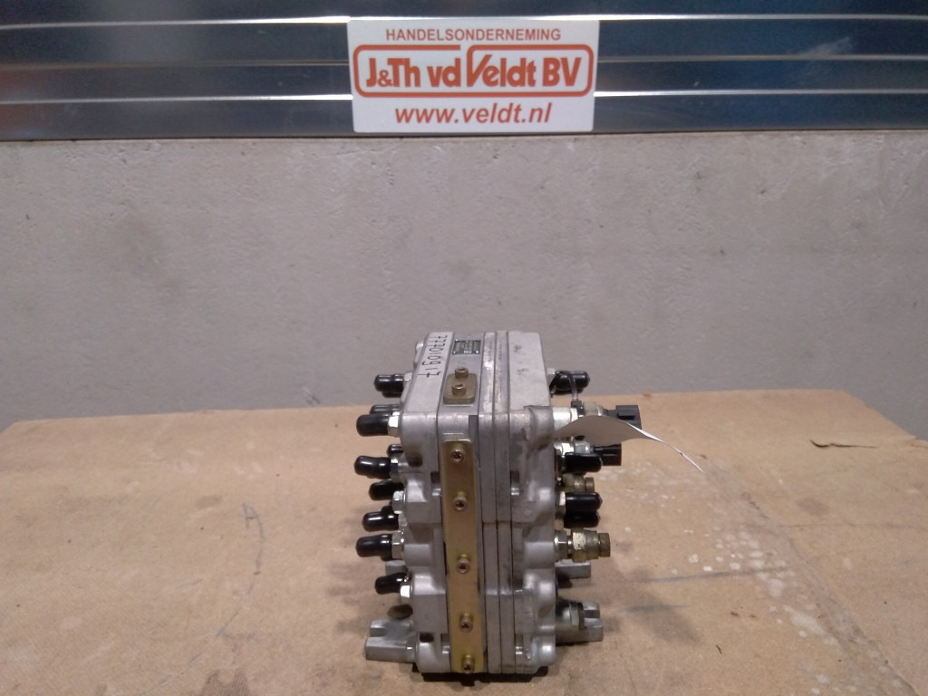 Hitachi 4718275 - 4661021 - Вентил: слика 2 Hitachi 4718275 - 4661021 - Вентил: слика 2