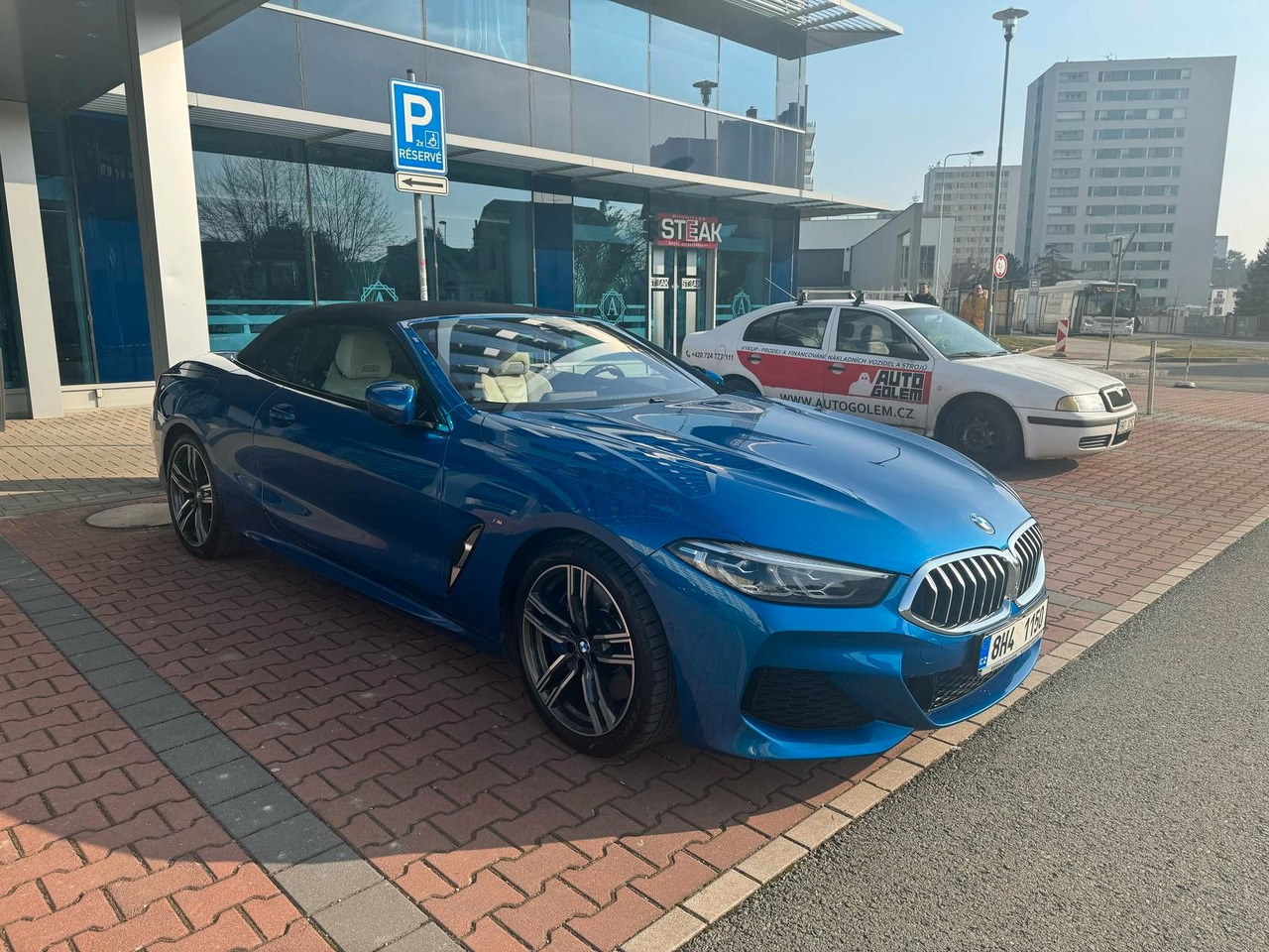 BMW 840 Baureihe 8 Cabrio 840 d xDrive M Sport - Кабриолет: слика 3 BMW 840 Baureihe 8 Cabrio 840 d xDrive M Sport - Кабриолет: слика 3