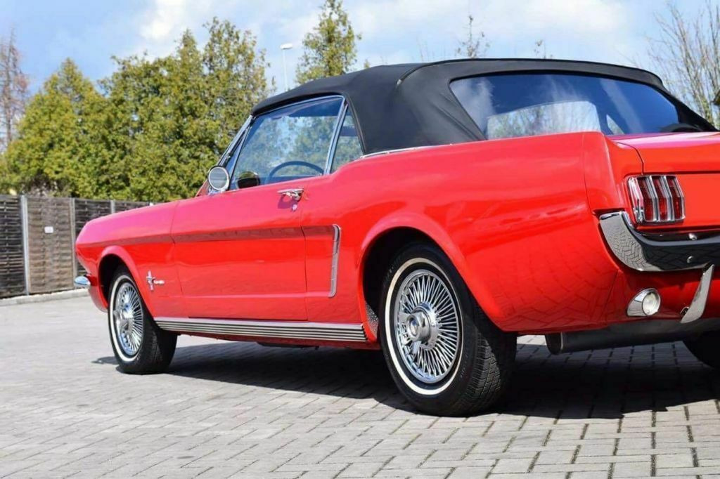 Ford Mustang Cabriolet - Автомобил: слика 5 Ford Mustang Cabriolet - Автомобил: слика 5