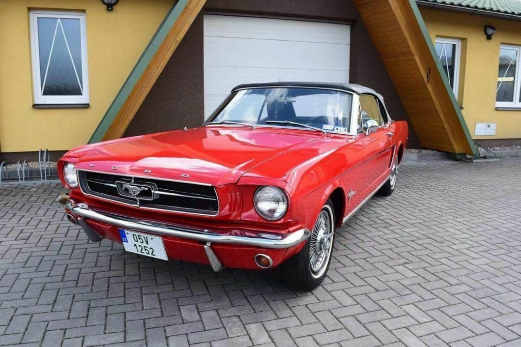 Ford Mustang Cabriolet - Автомобил: слика 3 Ford Mustang Cabriolet - Автомобил: слика 3