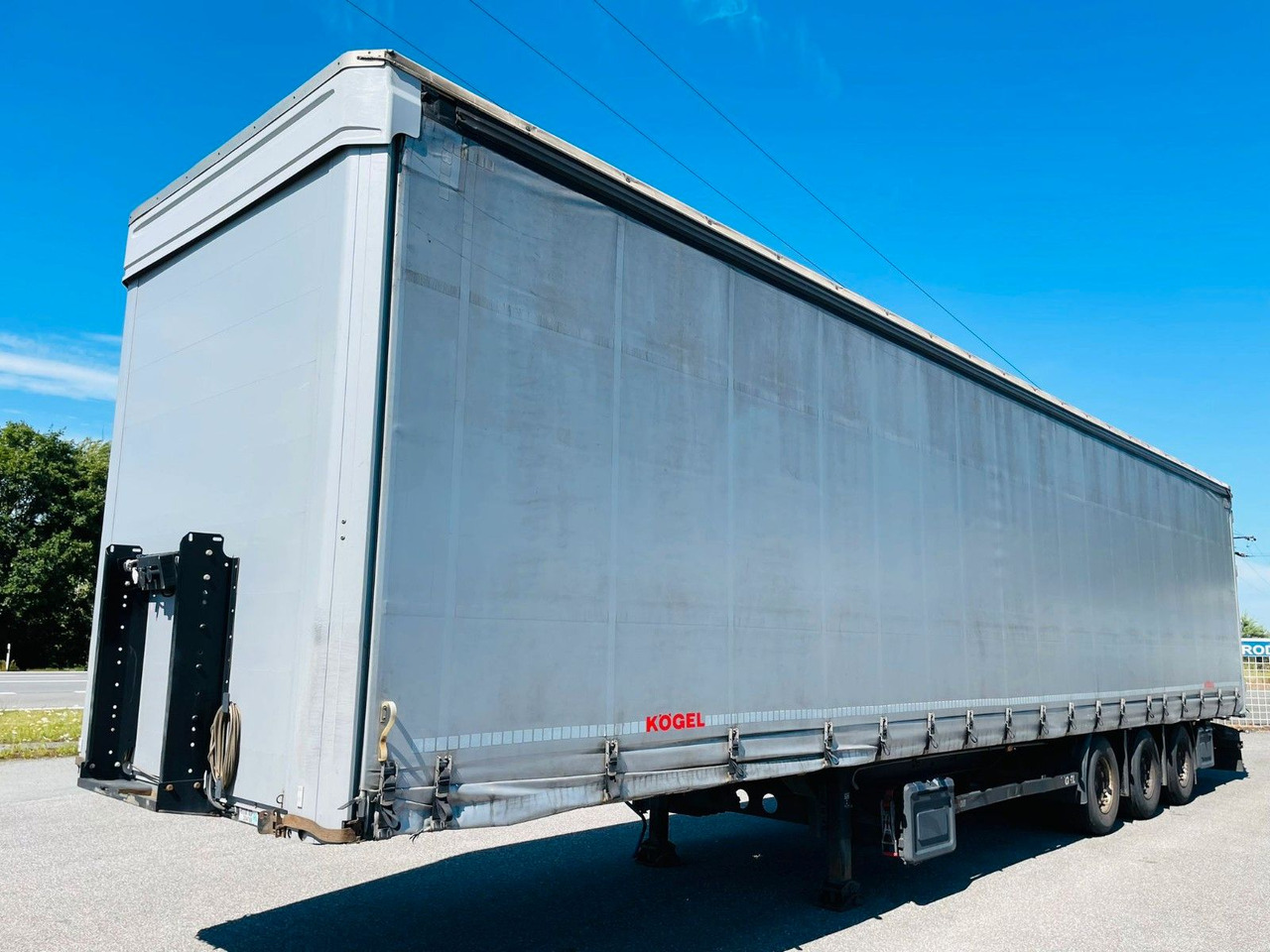 Kögel SN24 C3V - Полуприколка со церада: слика 1 Kögel SN24 C3V - Полуприколка со церада: слика 1