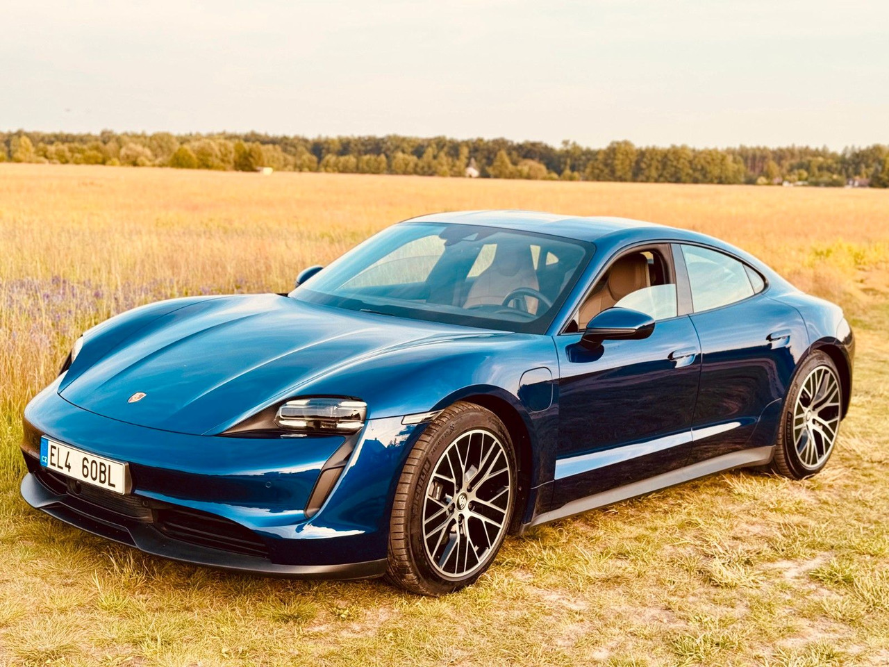 Porsche Taycan CR - Купе: слика 1 Porsche Taycan CR - Купе: слика 1