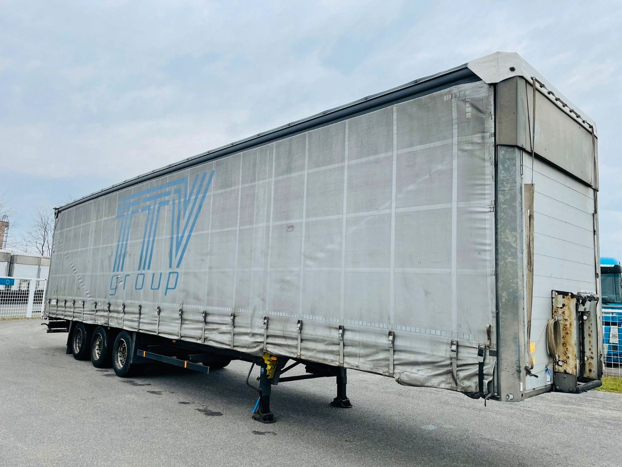 Schmitz Cargobull SCS 24/L flatbed - Полуприколка со церада: слика 2 Schmitz Cargobull SCS 24/L flatbed - Полуприколка со церада: слика 2