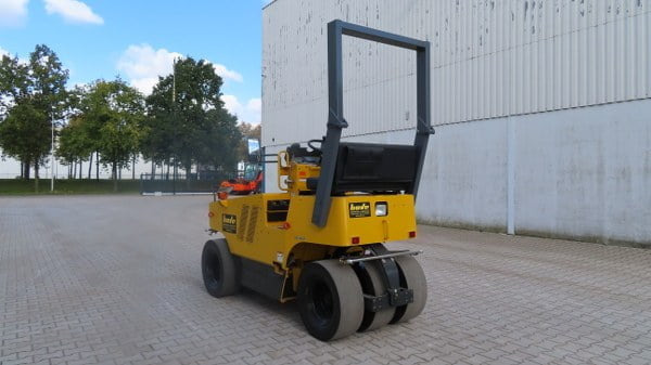 Sakai TS 160-2 - Пневматски ваљак: слика 4 Sakai TS 160-2 - Пневматски ваљак: слика 4