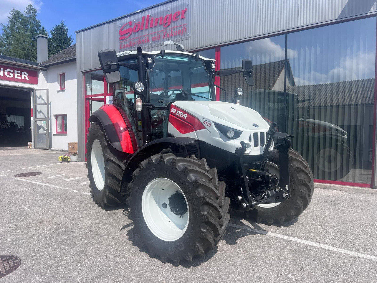 Steyr 4110 PLUS - Трактор: слика 1 Steyr 4110 PLUS - Трактор: слика 1