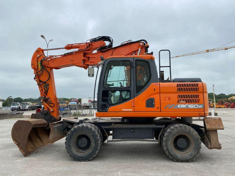 Doosan DX160 - Багер на тркала: слика 2 Doosan DX160 - Багер на тркала: слика 2