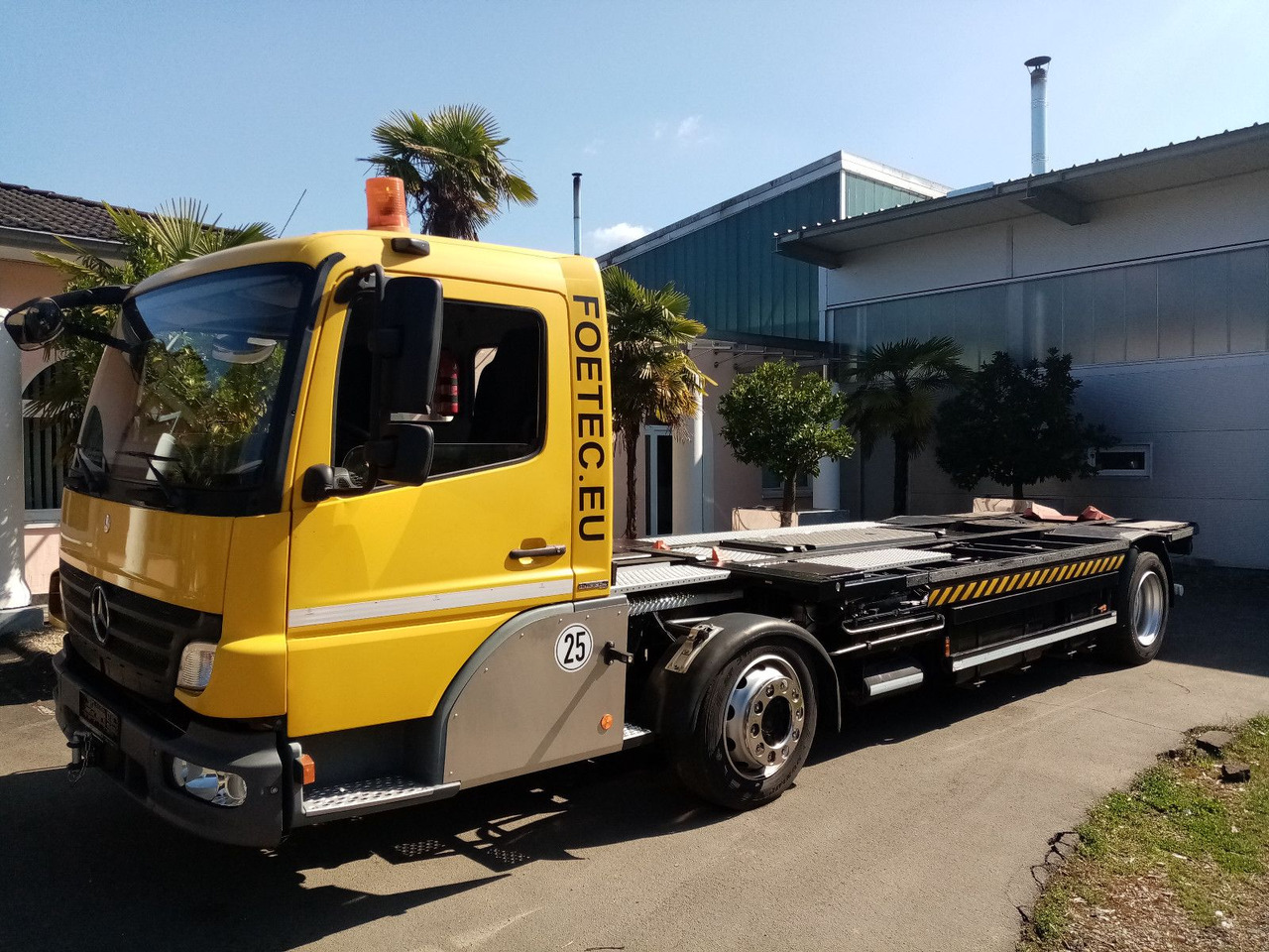 Mercedes-Benz Kamag Mercedes-Benz Kamag/Wiesel/WBH/KB3886/mit Garantie - Транспортер на контејнер/ Камион со променливо тело: слика 2 Mercedes-Benz Kamag Mercedes-Benz Kamag/Wiesel/WBH/KB3886/mit Garantie - Транспортер на контејнер/ Камион со променливо тело: слика 2