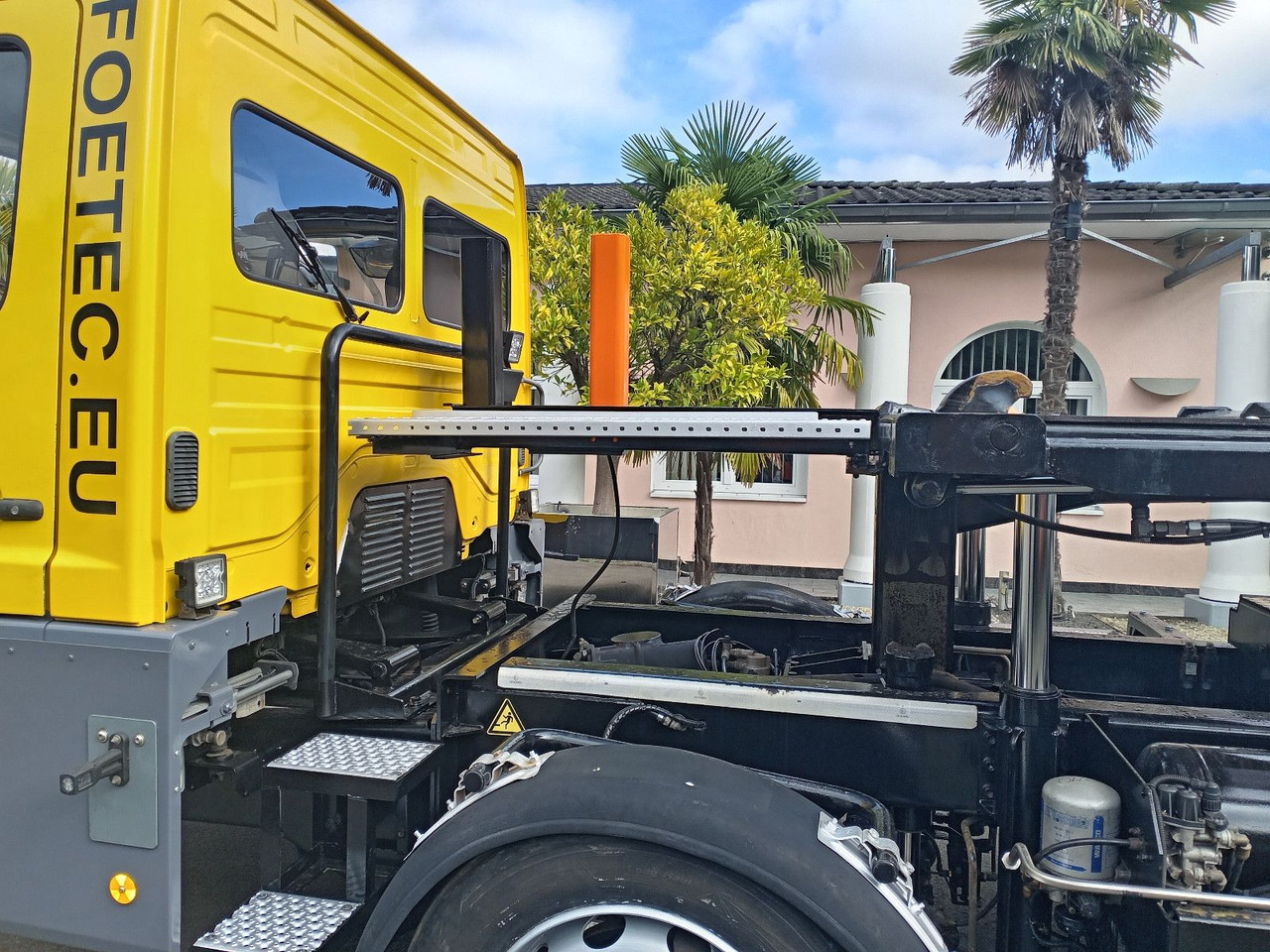 Mercedes-Benz Kamag Wiesel / WBH25 / KB3793 / mit Ganrantie - Транспортер на контејнер/ Камион со променливо тело: слика 4 Mercedes-Benz Kamag Wiesel / WBH25 / KB3793 / mit Ganrantie - Транспортер на контејнер/ Камион со променливо тело: слика 4