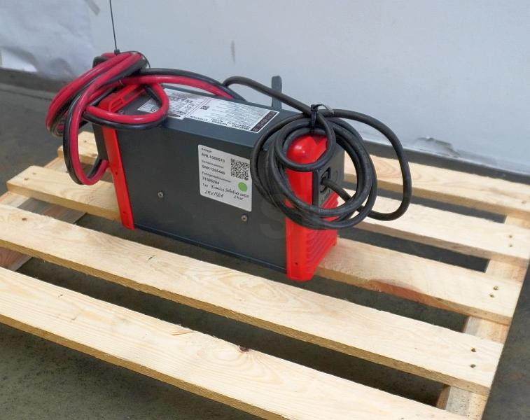 FRONIUS Fronius Selectiva 2050 2kw 24V/50A - Батерија: слика 2 FRONIUS Fronius Selectiva 2050 2kw 24V/50A - Батерија: слика 2