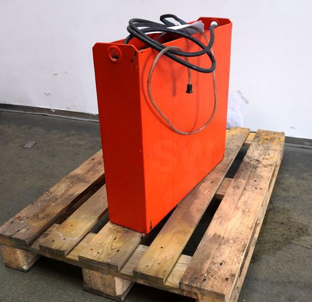 GRUMA 24 Volt 2 PzB 150 Ah - Батерија: слика 2 GRUMA 24 Volt 2 PzB 150 Ah - Батерија: слика 2