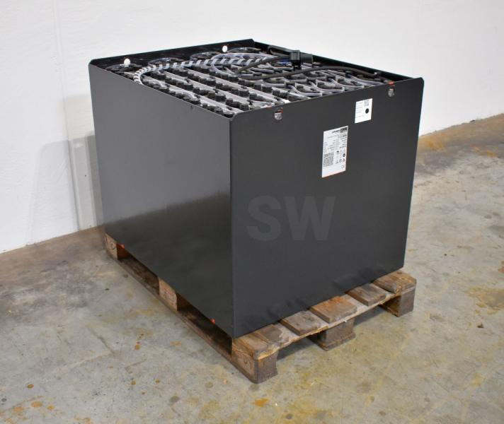 GRUMA 80 Volt 5 PzS 775 Ah - Батерија: слика 1 GRUMA 80 Volt 5 PzS 775 Ah - Батерија: слика 1