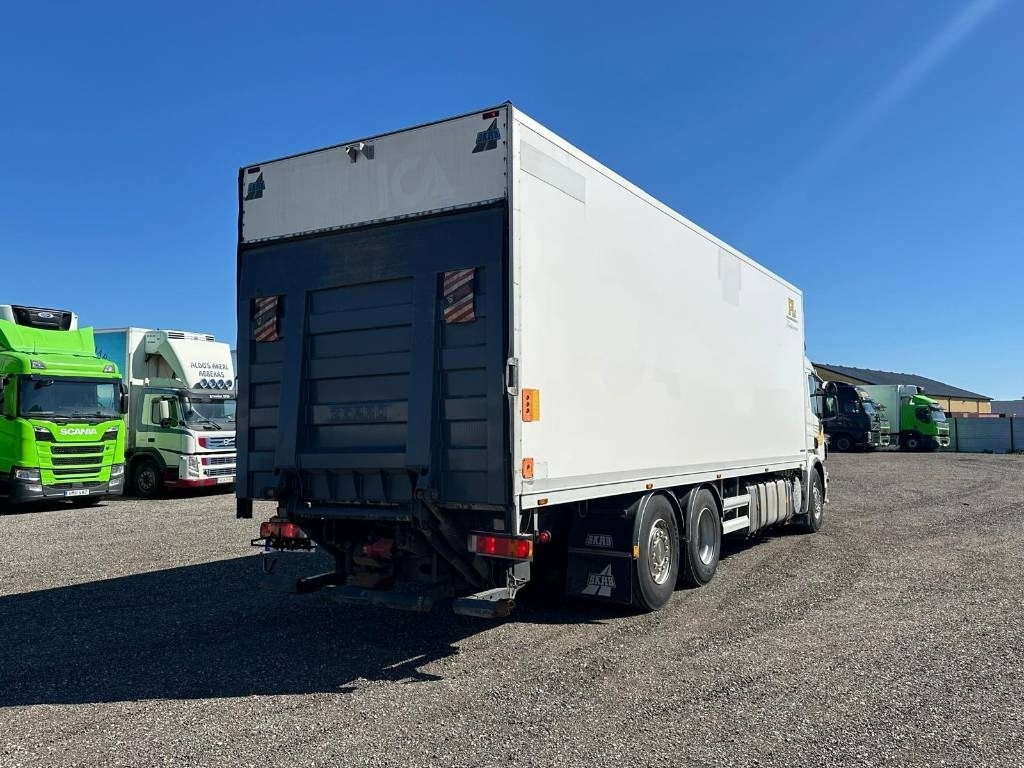 Scania P 420 LB6X2X4HNB serie 0424 - Камион ладилник: слика 3 Scania P 420 LB6X2X4HNB serie 0424 - Камион ладилник: слика 3