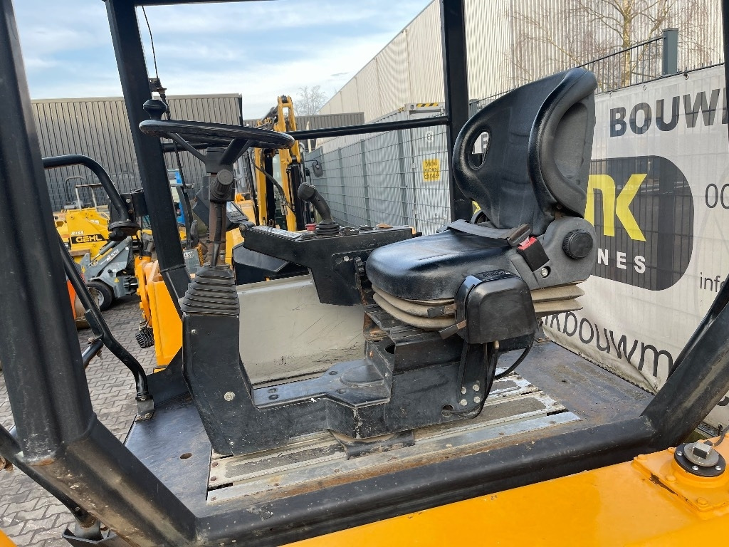 Ваљак за пат Dynapac CC 224 HF: слика 17 Ваљак за пат Dynapac CC 224 HF: слика 17