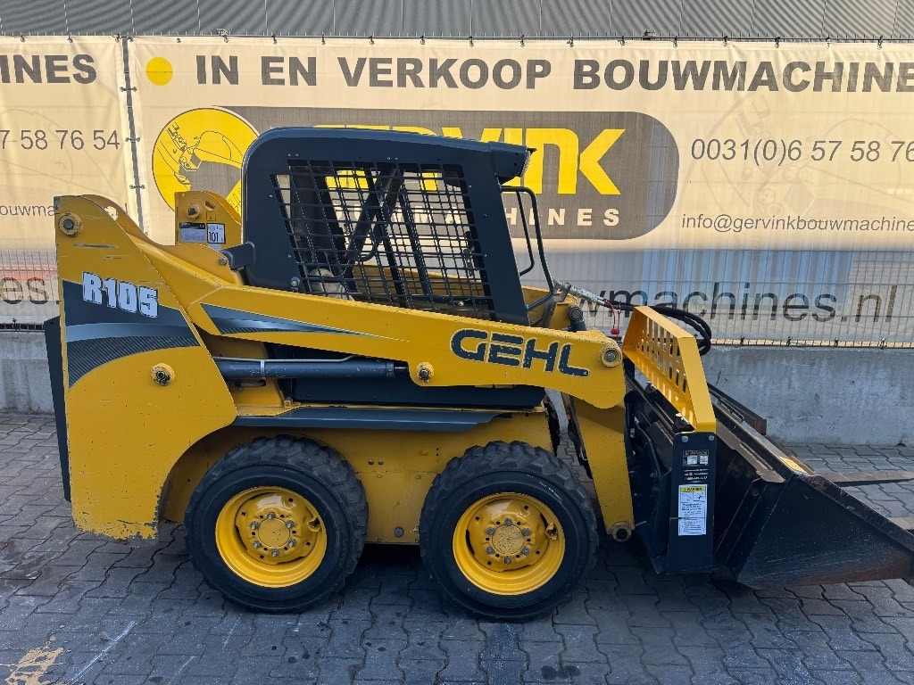 Gehl R105 - Компактен натоварувач: слика 2 Gehl R105 - Компактен натоварувач: слика 2