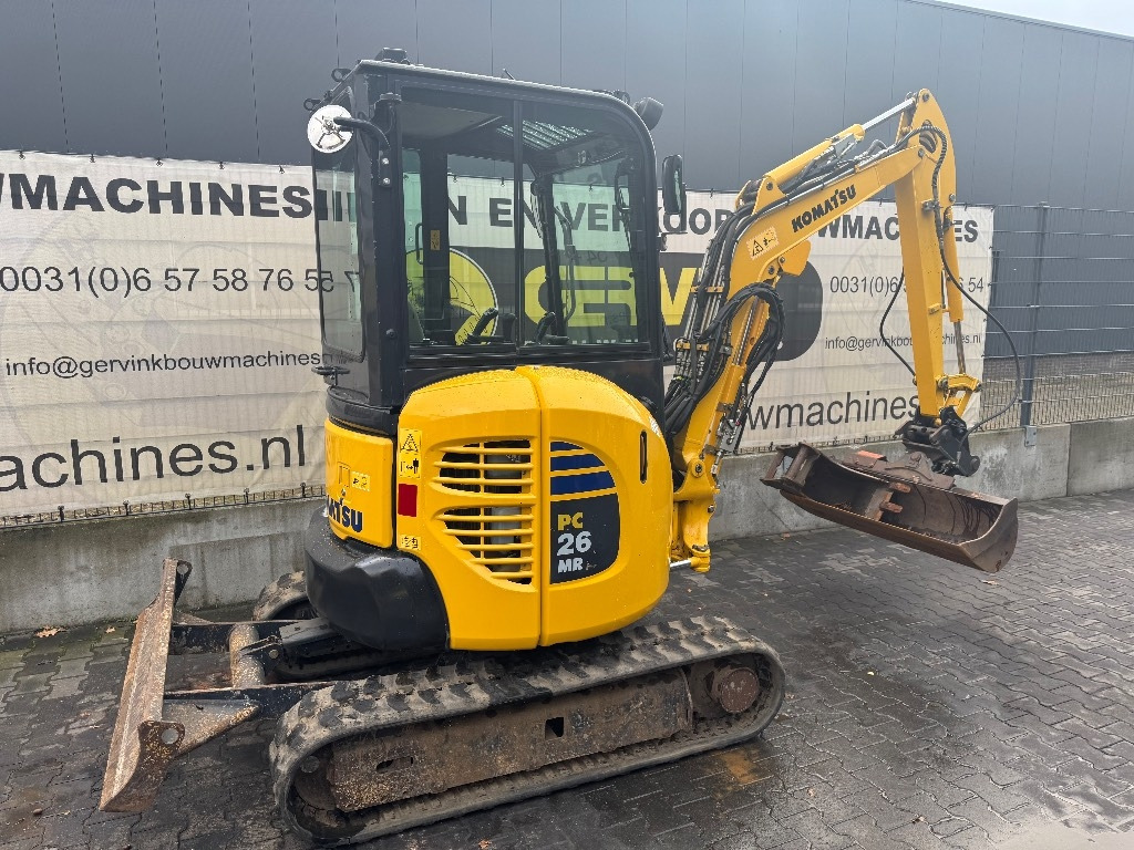 Komatsu PC 26 MR-3 - Мини багер: слика 1 Komatsu PC 26 MR-3 - Мини багер: слика 1