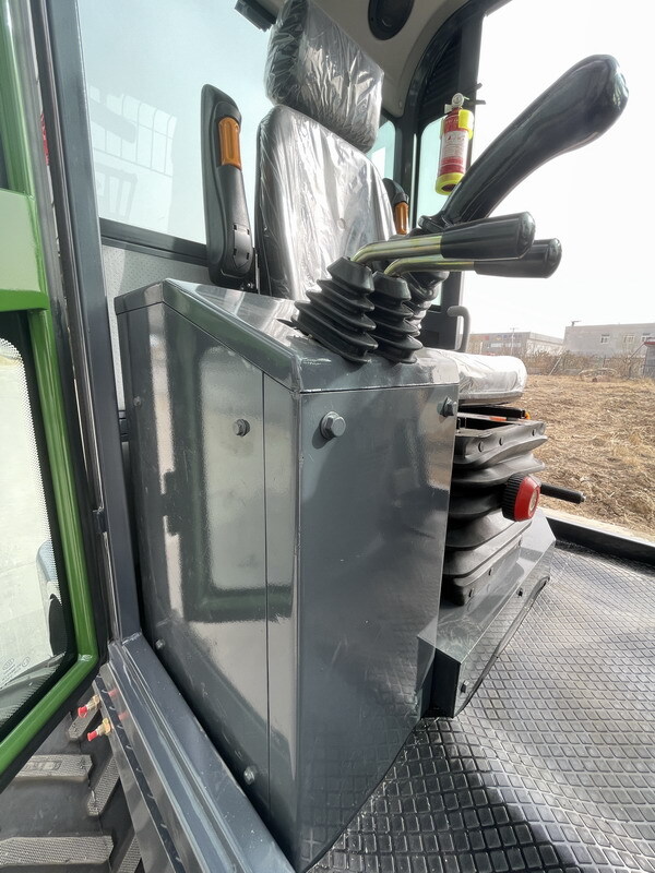 Нов Натоварувач на тркала QINGDAO PROMISING 0.6T Capacity Mini Wheel Loader ZL06F: слика 7 Нов Натоварувач на тркала QINGDAO PROMISING 0.6T Capacity Mini Wheel Loader ZL06F: слика 7