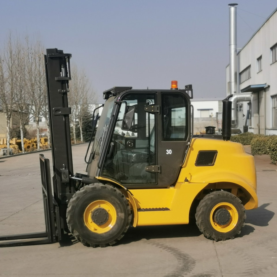 QINGDAO PROMISING 3T 4WD Rough Terrain Forklift CPCD30 - Вилушкар за груб терен: слика 5 QINGDAO PROMISING 3T 4WD Rough Terrain Forklift CPCD30 - Вилушкар за груб терен: слика 5