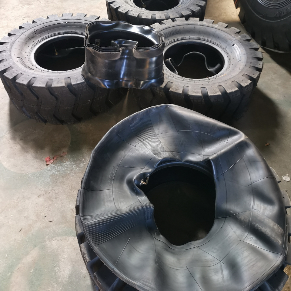 Qingdao Promising 20.5/70-16 Pneumatic Tyre Assembly for China Loader - Гума за Натоварувач на тркала: слика 4 Qingdao Promising 20.5/70-16 Pneumatic Tyre Assembly for China Loader - Гума за Натоварувач на тркала: слика 4