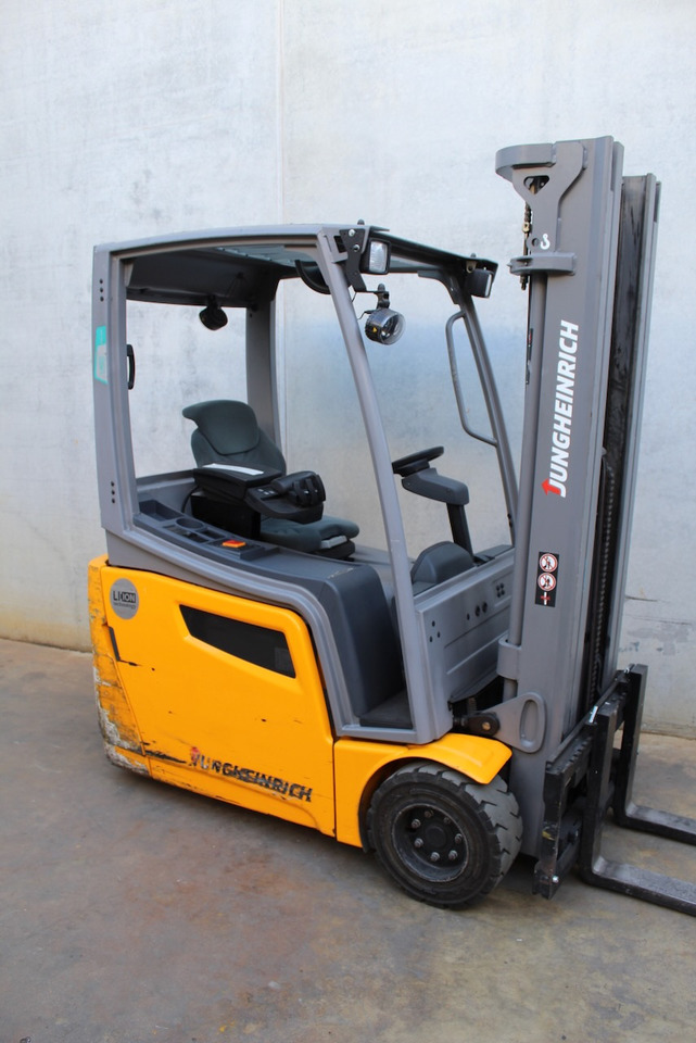 Jungheinrich EFG 218k 480 DZ LI-ION - Електричен вилушкар: слика 1 Jungheinrich EFG 218k 480 DZ LI-ION - Електричен вилушкар: слика 1