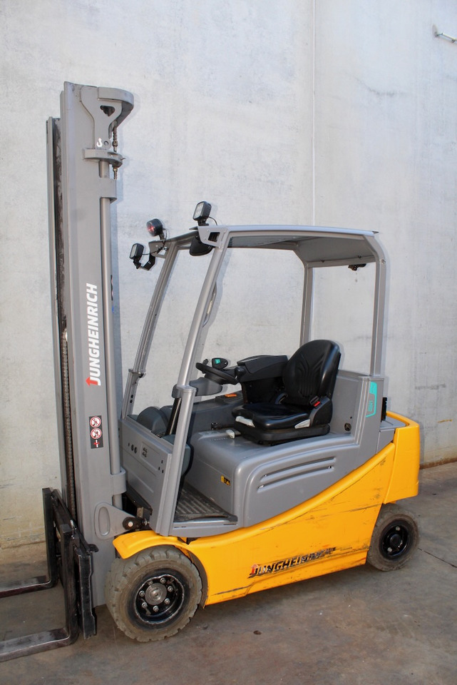 Jungheinrich EFG 318 600 DZ LI-ION - Електричен вилушкар: слика 3 Jungheinrich EFG 318 600 DZ LI-ION - Електричен вилушкар: слика 3