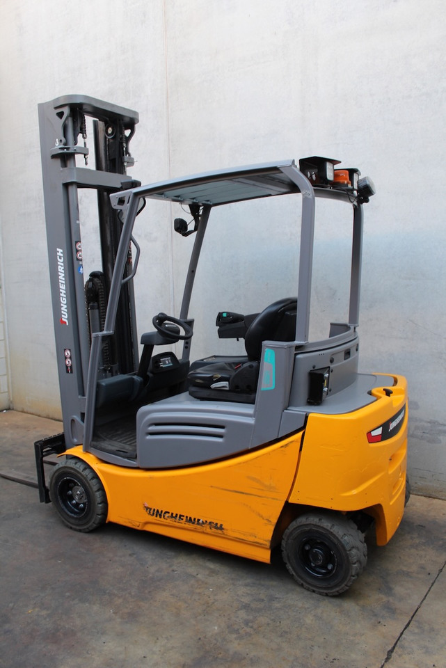 Jungheinrich EFG 318 600 DZ LI-ION - Електричен вилушкар: слика 4 Jungheinrich EFG 318 600 DZ LI-ION - Електричен вилушкар: слика 4