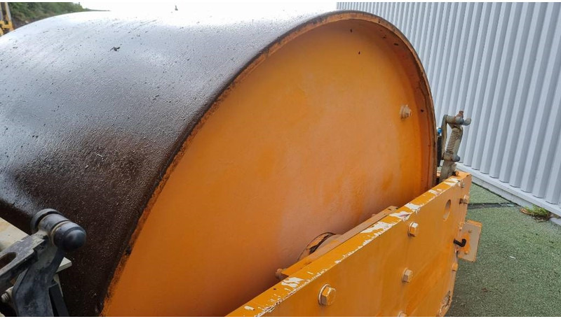 Ваљак Dynapac CS142, Vält: слика 15