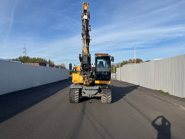 ''Inkommande'' Liebherr A 910 Compact - Багер на тркала: слика 2 ''Inkommande'' Liebherr A 910 Compact - Багер на тркала: слика 2