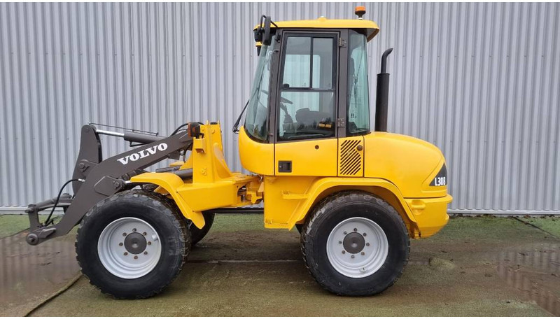Volvo L30 B, Hjullastare - Натоварувач на тркала: слика 2 Volvo L30 B, Hjullastare - Натоварувач на тркала: слика 2