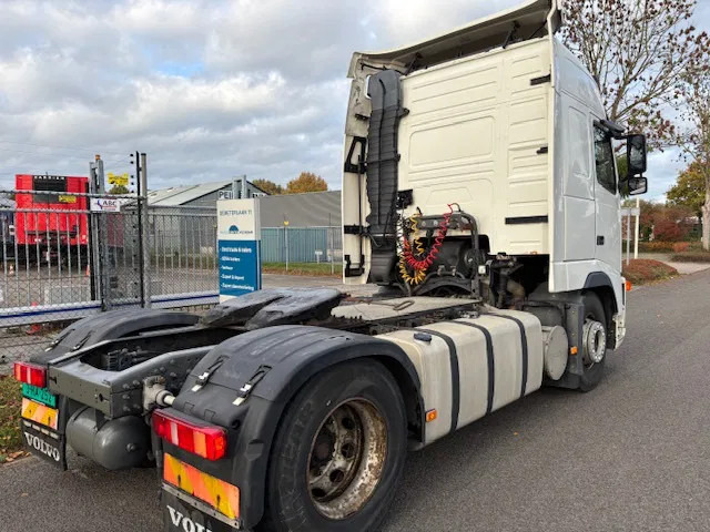 Volvo FH 12 420 4x2T Globetrotter 720.000km!! Analog tacho MOT 06-2026 - Камион влекач: слика 5 Volvo FH 12 420 4x2T Globetrotter 720.000km!! Analog tacho MOT 06-2026 - Камион влекач: слика 5