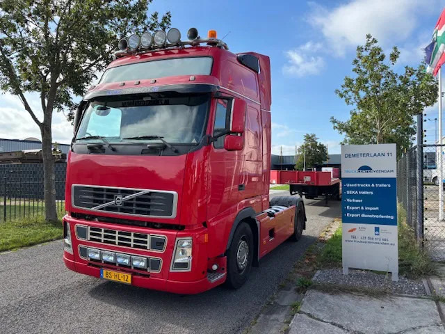 Volvo FH 12 480 Globe XL Euro 5 7B chassis tyres new - Камион влекач: слика 3 Volvo FH 12 480 Globe XL Euro 5 7B chassis tyres new - Камион влекач: слика 3