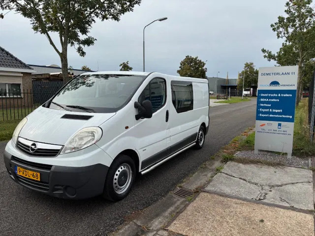 Opel Vivaro 2 2.0Cdti /84kW-E4 crew cab L2H1 - Мало комбе, Комби со двојна кабина: слика 1 Opel Vivaro 2 2.0Cdti /84kW-E4 crew cab L2H1 - Мало комбе, Комби со двојна кабина: слика 1