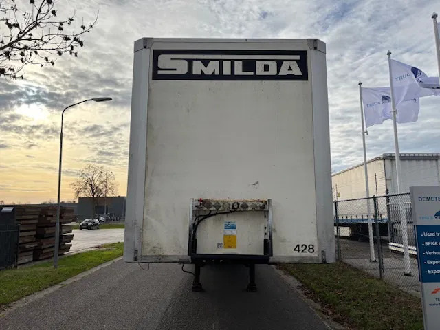 Tracon TRAILERS 2-axle closed box Tridec steering taillift 2 ton - Полуприколка сандучар: слика 2 Tracon TRAILERS 2-axle closed box Tridec steering taillift 2 ton - Полуприколка сандучар: слика 2