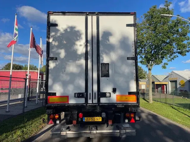 Van Eck UT-3B Steering axle 260 cm insteek Frigo carrier vector UT-3B H= 260 W= 250cm - Полуприколка ладилник: слика 5 Van Eck UT-3B Steering axle 260 cm insteek Frigo carrier vector UT-3B H= 260 W= 250cm - Полуприколка ладилник: слика 5