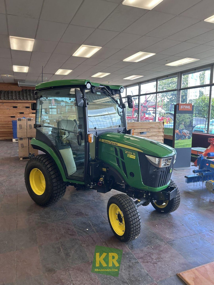 2032R John Deere - Мини трактор: слика 4 2032R John Deere - Мини трактор: слика 4