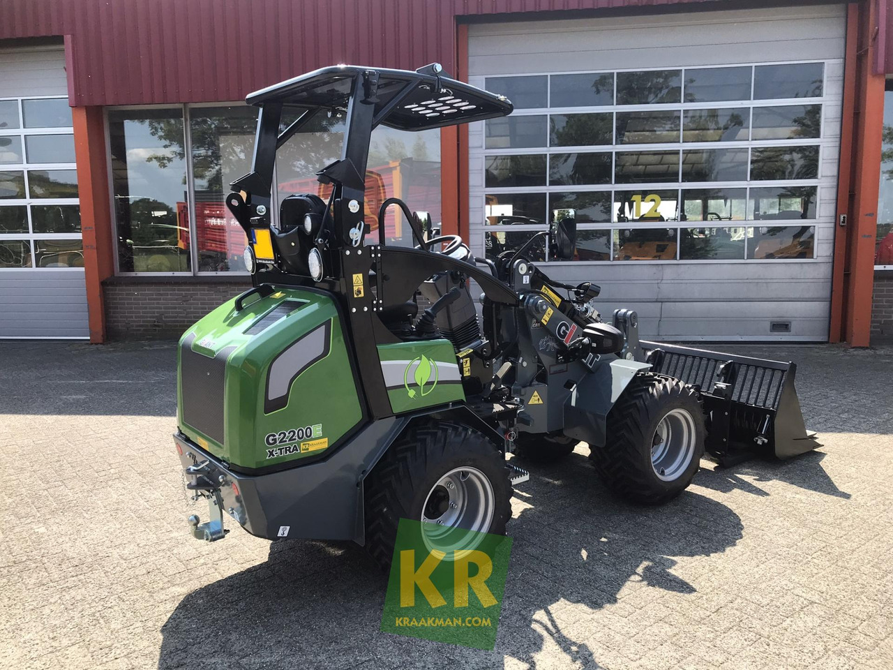 Giant G2200E  - Земјоделски натоварувач: слика 3 Giant G2200E  - Земјоделски натоварувач: слика 3