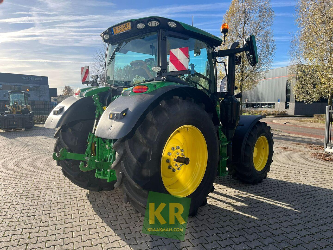 John Deere 6R 140 - Трактор: слика 3 John Deere 6R 140 - Трактор: слика 3